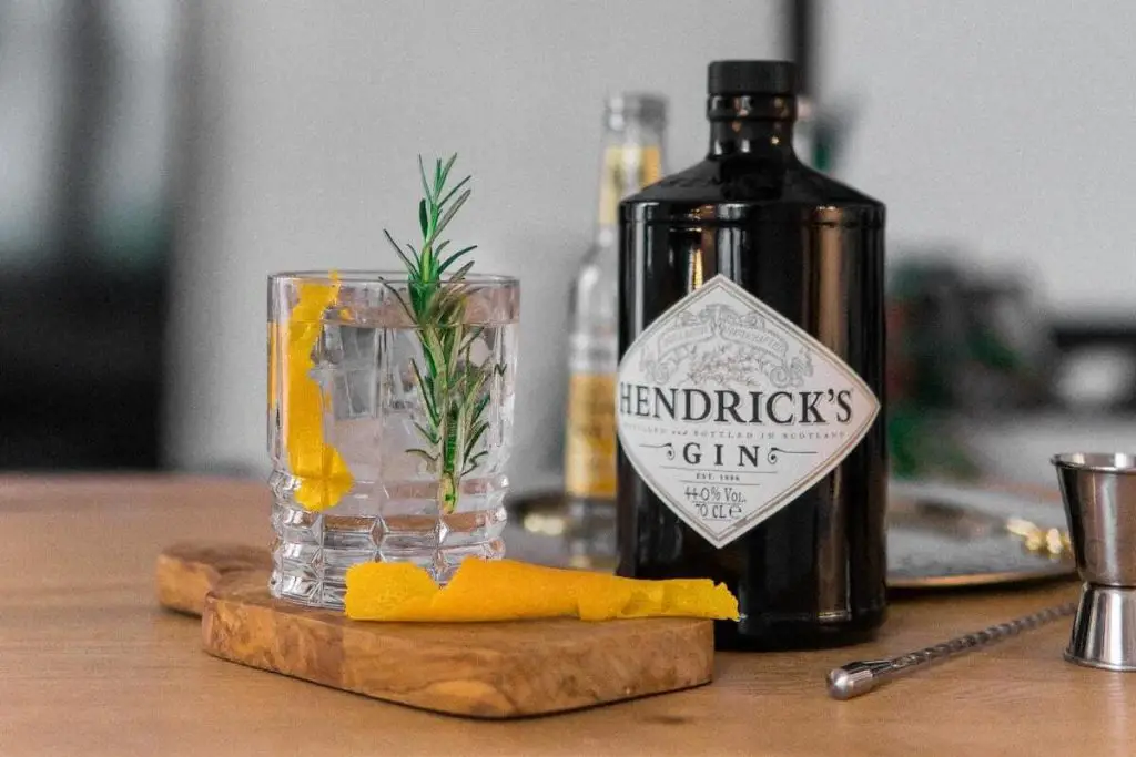 Gin an tonic with hendricks gin