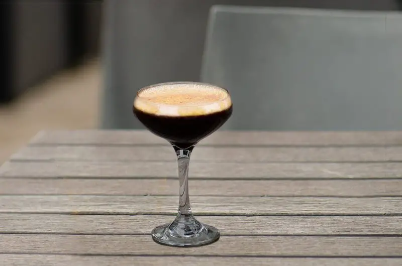 Espresso vodka cocktail (aka espresso martini)