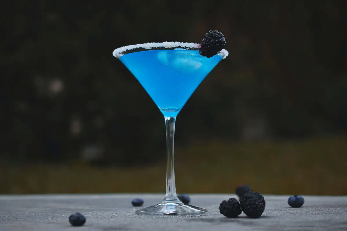 Blue bayou | blue bayou | cocktail hammer